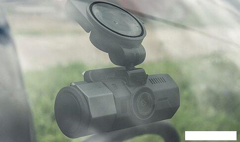 Автомобильный видеорегистратор TrendVision Twins