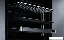 Духовой шкаф Electrolux EOE7C31V