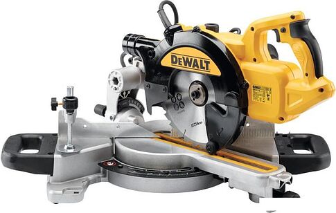 Торцовочная пила DeWalt DWS773