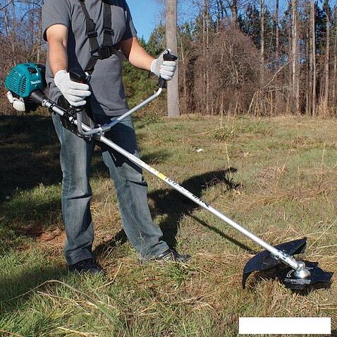 Триммер Makita EM2650UH