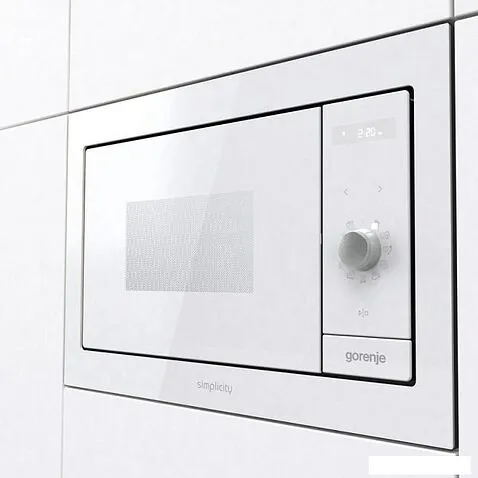 Микроволновая печь Gorenje BM235G1SYW