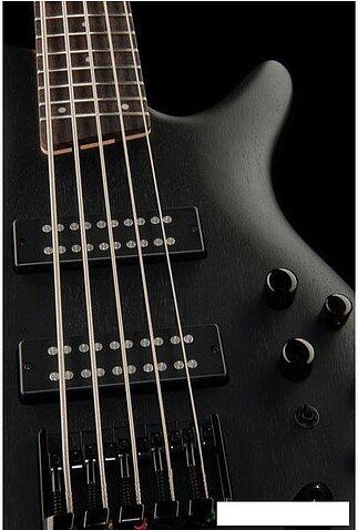 Бас-гитара Ibanez SR305EB-WK