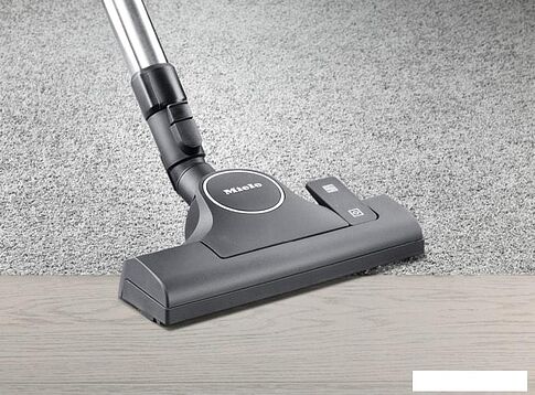 Пылесос Miele Complete C3 Allergy PowerLine SGFF4 (белый лотос)