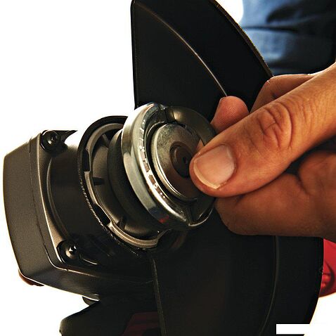 Угловая шлифмашина Milwaukee AGV 17-180 XC/DMS [4933432270]