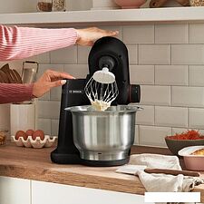 Кухонная машина Bosch MUMS2EB01