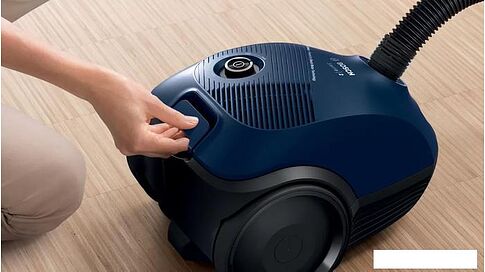 Пылесос Bosch Serie 2 BGBS2BU1T