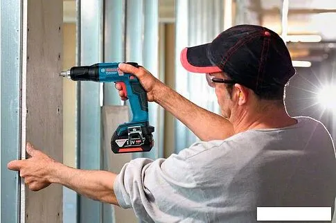 Шуруповерт Bosch GSR 18 V-EC TE Professional [06019C8007]