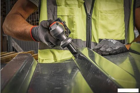 Высечные электрические ножницы Milwaukee M12 FNB16-402X 4933479619 (с 2-мя АКБ, кейс)