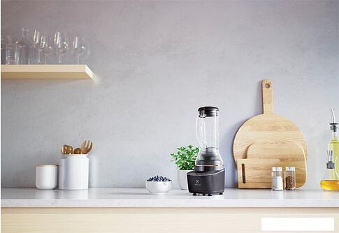 Стационарный блендер Electrolux E7CB1-4GB