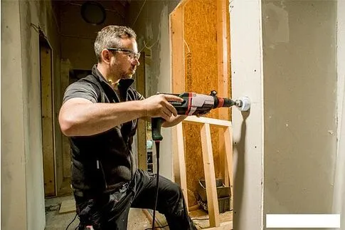 Перфоратор Metabo KHE 2860 Quick