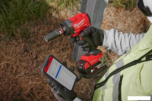 Гайковерт Milwaukee M18ONEFIW2FC12-0X 4933493412 (без АКБ, кейс)