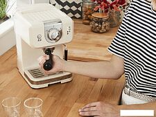 Рожковая помповая кофеварка Moulinex Soleil XP330A10