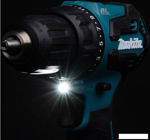 Дрель-шуруповерт Makita DDF490SFJ (с 2-мя АКБ, кейс)