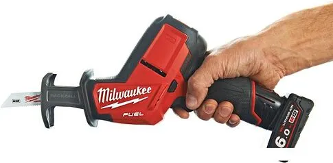 Сабельная пила Milwaukee M12 CHZ-602X Fuel 4933451511 (с 2-мя АКБ, кейс)