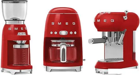 Капельная кофеварка Smeg DCF02RDEU