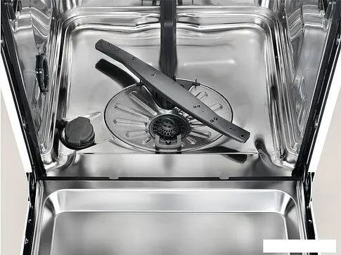 Отдельностоящая посудомоечная машина Electrolux ESA47200SW