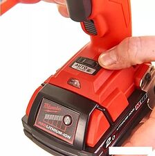 Шуруповерт для гипсокартона Milwaukee M18 FSGC-202X 4933459199 (с 2-мя АКБ, кейс) Шуруповерт для гипсокартона Milwaukee M18 FSGC-202X 4933459199 (с 2-мя АКБ, кейс)