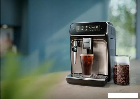 Кофемашина Philips LatteGo EP3349/70