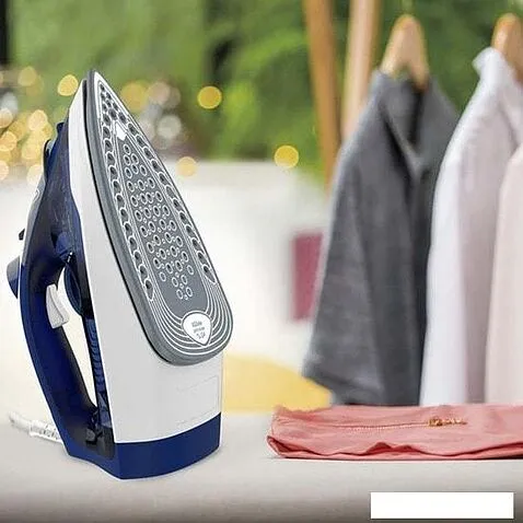 Утюг Tefal FV2838E0