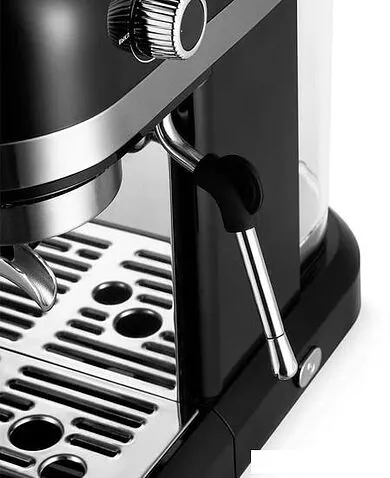 Рожковая помповая кофеварка Kitfort KT-7126