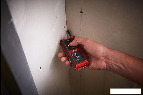 Лазерный дальномер Milwaukee LDM 45 4933459277