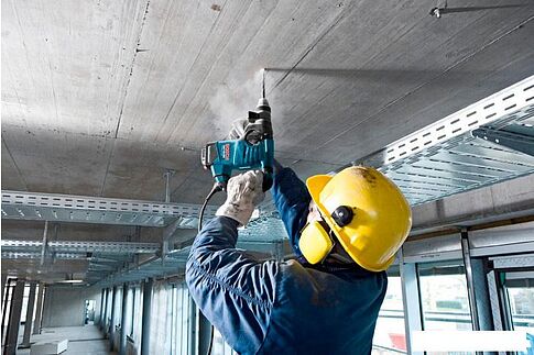 Перфоратор Bosch GBH 3-28 DRE Professional [061123A000]