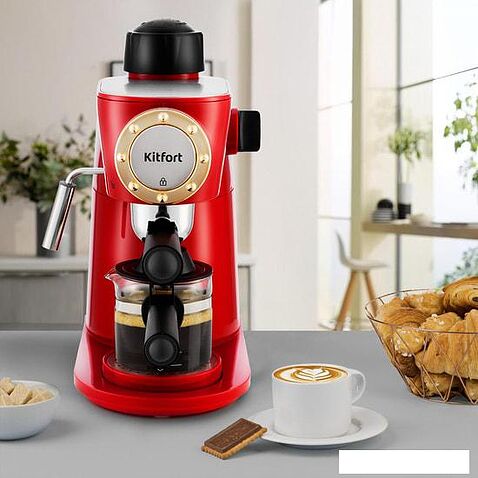 Рожковая бойлерная кофеварка Kitfort KT-756