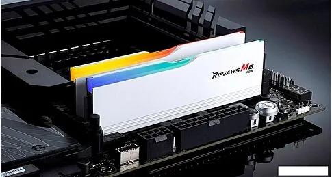 Оперативная память G.Skill Ripjaws M5 RGB 2x16ГБ DDR5 6400 МГц F5-6400J3239G16GX2-RM5RW