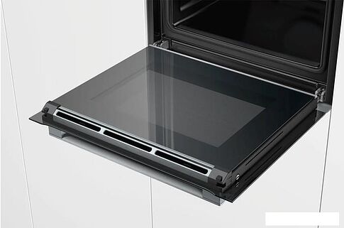 Электрический духовой шкаф Bosch Serie 8 HBG632TS1