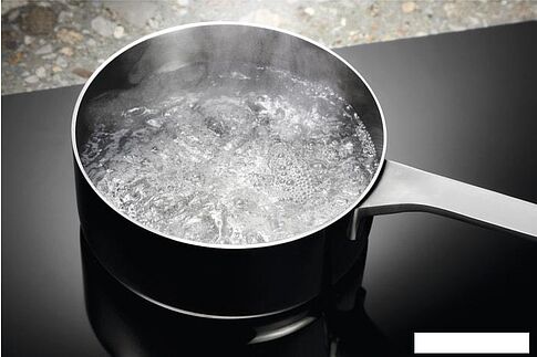 Варочная панель Electrolux EIP8146