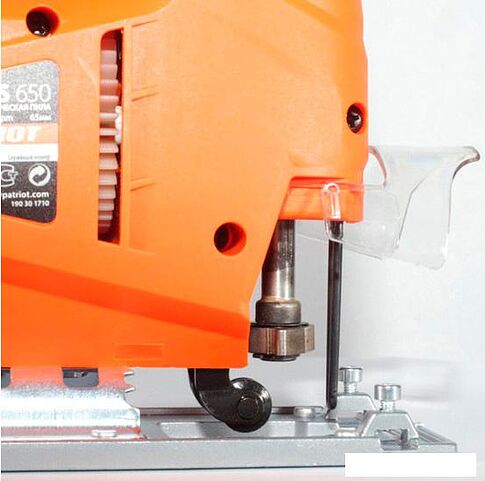 Электролобзик Patriot LS 650