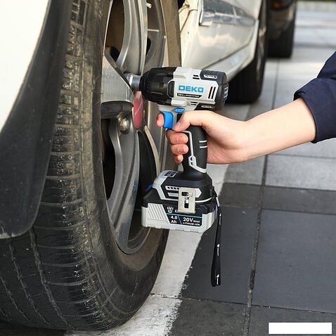 Гайковерт Deko DKIS 063-4451 (без АКБ)