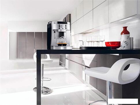Эспрессо кофемашина DeLonghi Magnifica S ECAM 22.110.SB