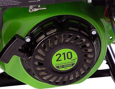 Бензиновый генератор СибрТех БС-3500Э