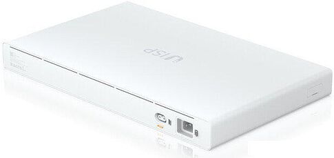 Управляемый коммутатор 3-го уровня Ubiquiti UISP Switch Pro