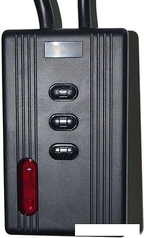 Проекционный экран Classic Solution Lyra (1:1) 218x218 (E 213x213/1 MW-S0/W)