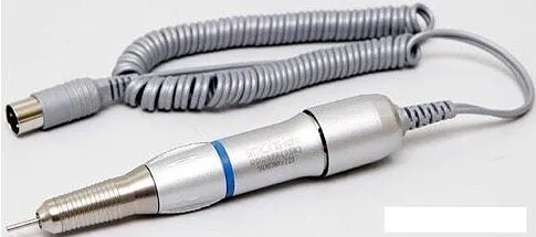 Набор для маникюра и педикюра Strong 210/107II