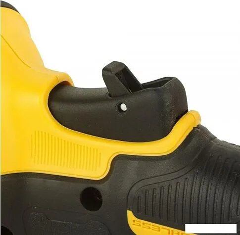 Угловая шлифмашина DeWalt DCG414NT (без АКБ, кейс)