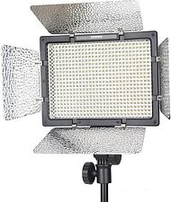 Лампа Yongnuo YN-600 L II LED 3200-5500K Лампа Yongnuo YN-600 L II LED 3200-5500K