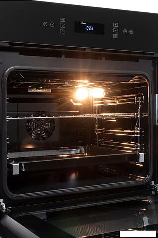 Электрический духовой шкаф ZorG FIN611 (черный)