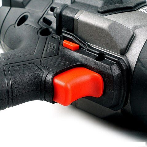 Гайковерт TEH LW2000N-1B (с 1-им АКБ, кейс)