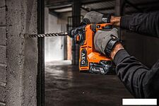 Перфоратор AEG Powertools BBH18BL2-502C 4935492343 (с 2-мя АКБ, кейс) Перфоратор AEG Powertools BBH18BL2-502C 4935492343 (с 2-мя АКБ, кейс)