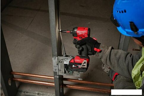 Винтоверт Milwaukee M18 FUEL M18ONEID3-502X 4933492804 (с 2-мя АКБ, кейс)