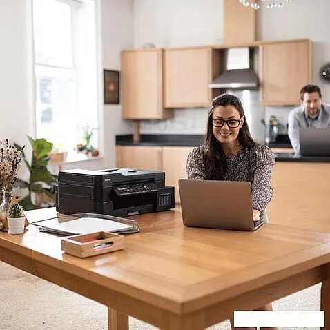 МФУ Brother DCP-T720DW