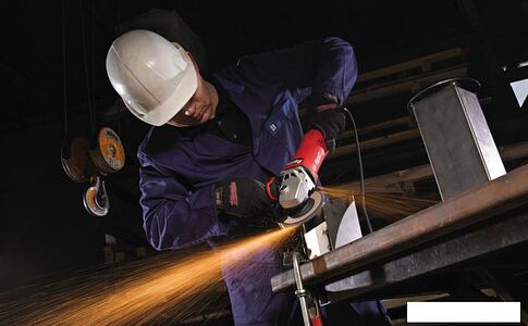 Угловая шлифмашина Milwaukee AGV 17-150 XC/DMS [4933432250]