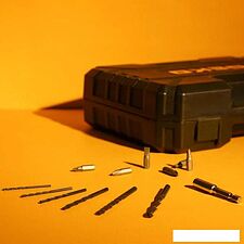 Дрель-шуруповерт Deko DKCD20FU-Li SET 3 063-4172 (с 2-мя АКБ, кейс, набор оснастки) Дрель-шуруповерт Deko DKCD20FU-Li SET 3 063-4172 (с 2-мя АКБ, кейс, набор оснастки)