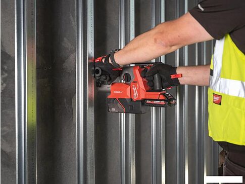 Перфоратор Milwaukee M18 FHAC16-302X 4933498584 (с 2-мя АКБ, кейс)