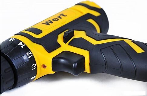 Дрель-шуруповерт Wert CD 16-2TLi (с 2-мя АКБ, кейс)