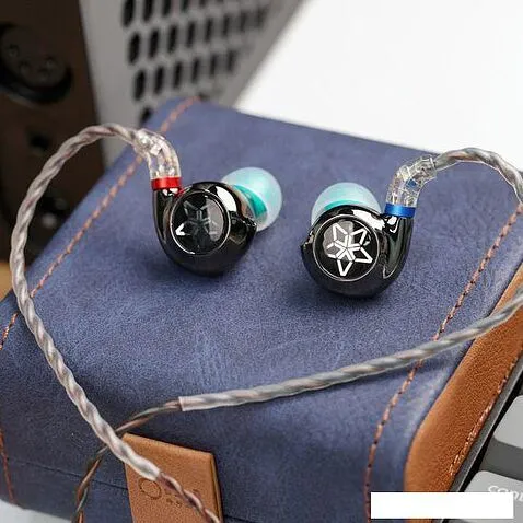 Наушники FiiO FH11