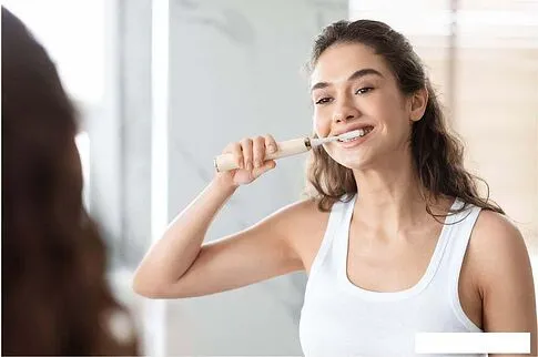 Электрическая зубная щетка Sencor SOC 4211GD